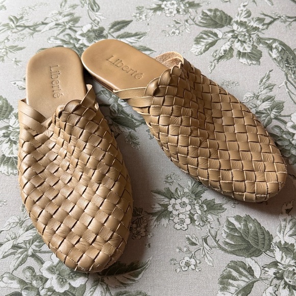 Liberté Tulum Woven Leather Mule Slides | Tan Leather | Size 11 - Picture 2 of 9